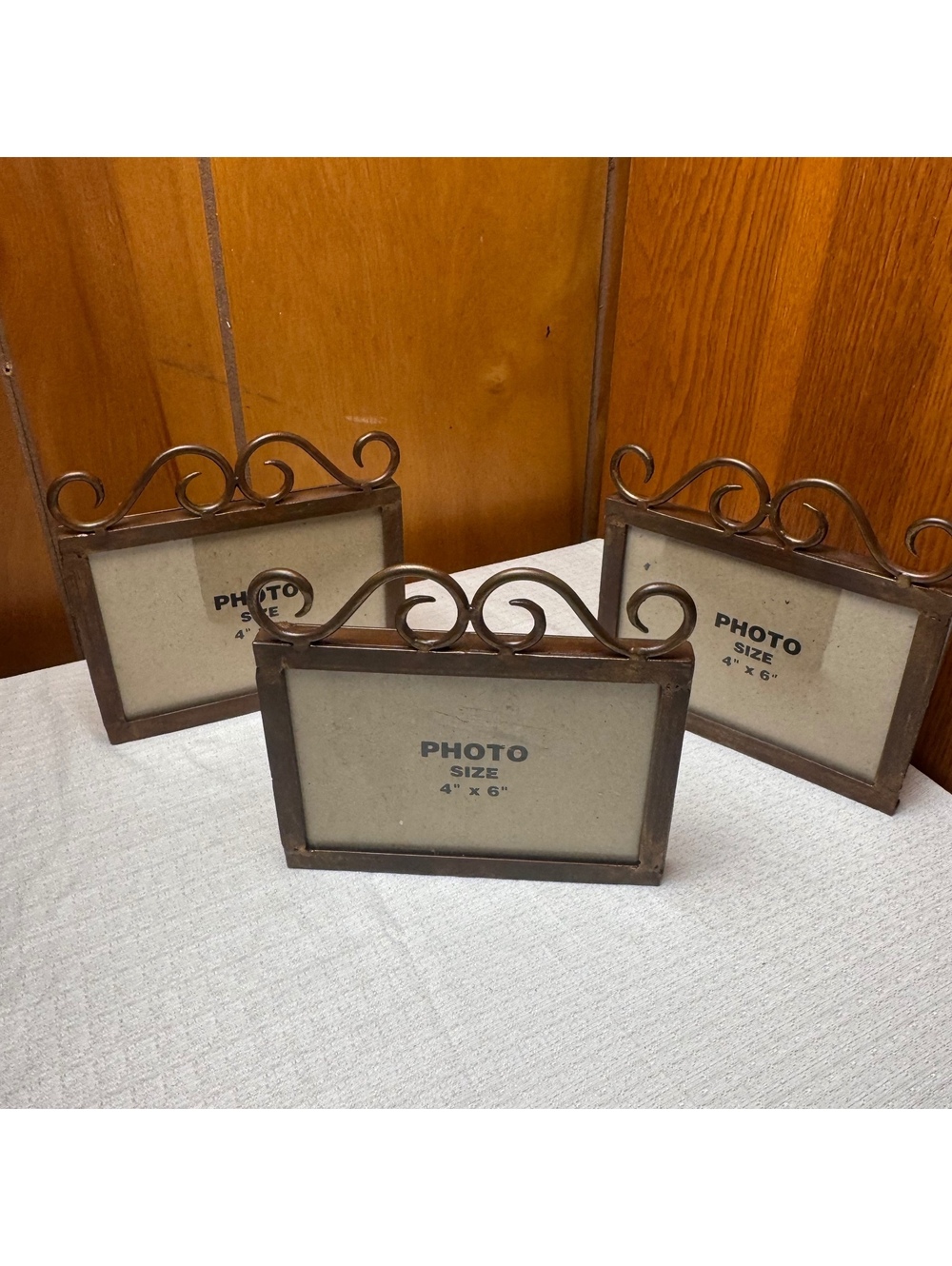 Heavy Metal Scroll Top 4x6 Picture Frame Rustic Brown Farmhouse Decor - Picture 2 of 6